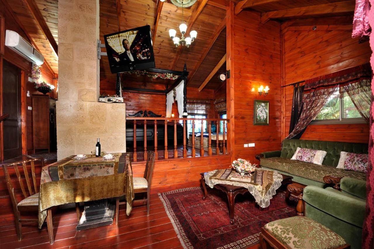 Suite In Nature Menahemya Luaran gambar